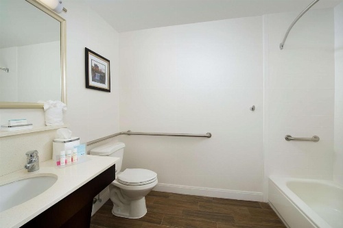 Hampton Inn By Hilton Rochester-Greece image 10